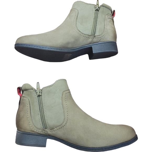 NIB COBB HILL C18847 Womens Tan Suede Ankle Boot 7 Crosbie Eva Gore Chelsea - Picture 2 of 10